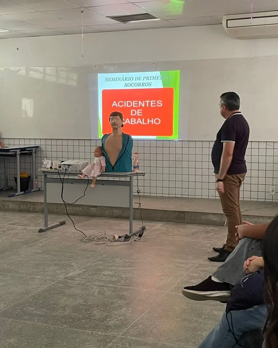 Palestra sobre Segurança do Trabalho e Primeiros Socorros — Escola Profissionalizante de Jijoca — imagem 2