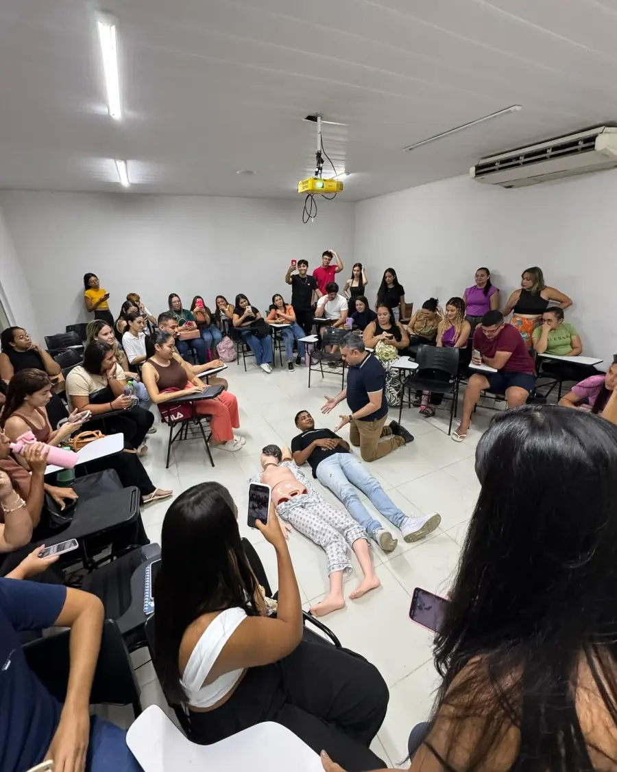 Palestra sobre Segurança do Trabalho e Primeiros Socorros — UNIASSELVI — imagem 2